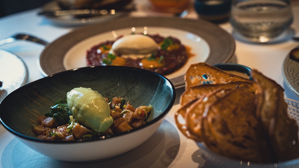 Rever Restaurante — Comida y bebida