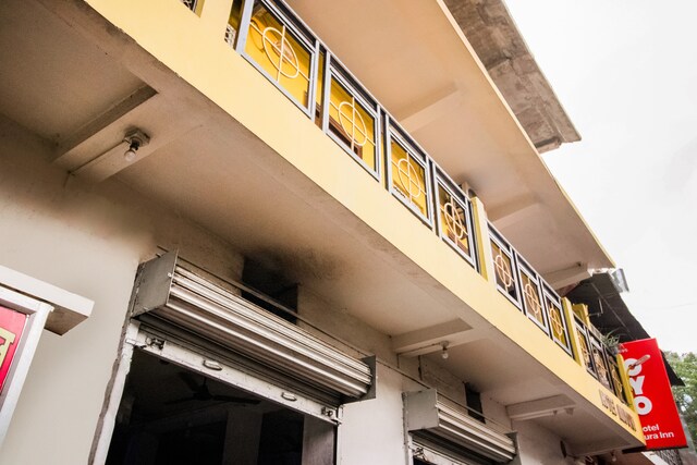 Oyo 48695 Hotel Mayura Inn