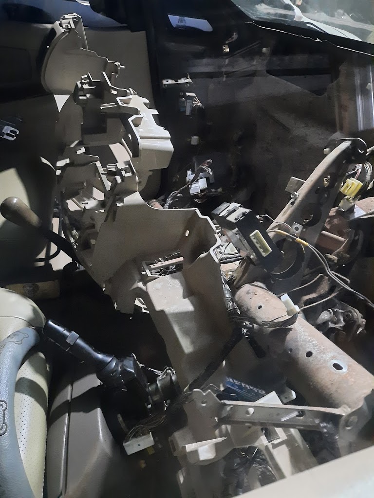 Bengkel Mobil " SINAR BERKAH " ( nuriman )