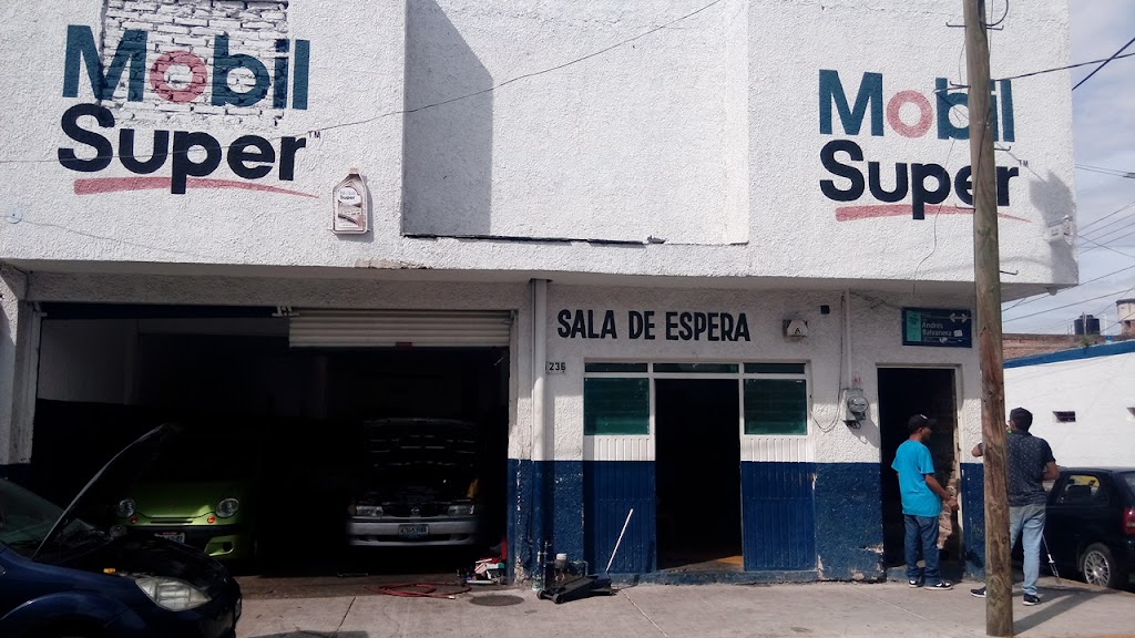 Taller Mecanico Las Tres Cruces — Exterior