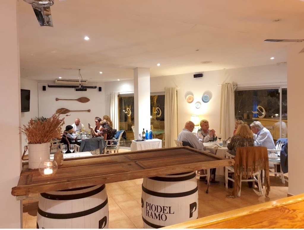 EOLO BAR en Santa Ponca — Ambiente