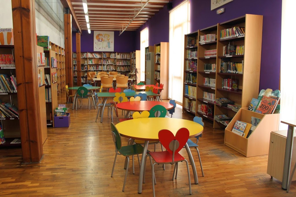 Biblioteca Infantil i Juvenil (Gandia)
