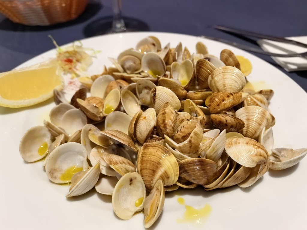 Casa Mar — Comida y bebida