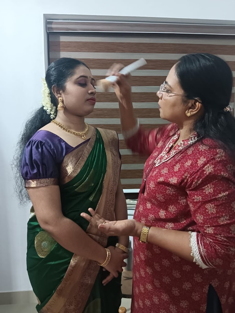 Biji Colours Ladies Beauty Parlour Perumpilavu Ladies Spa Near Perumpilavu Beauty Salon Perumpilavu