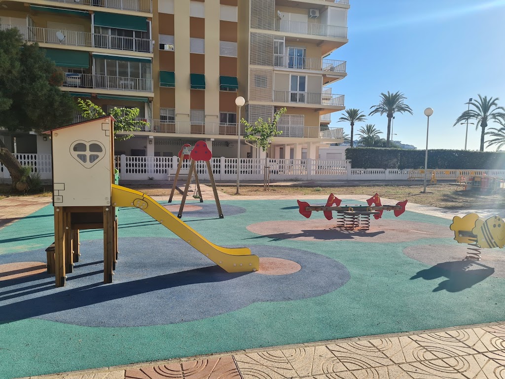 Parque infantil Cullera C/ Ismael Merlo
