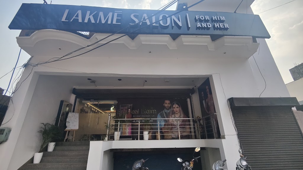 Lakme Salon Pathankot