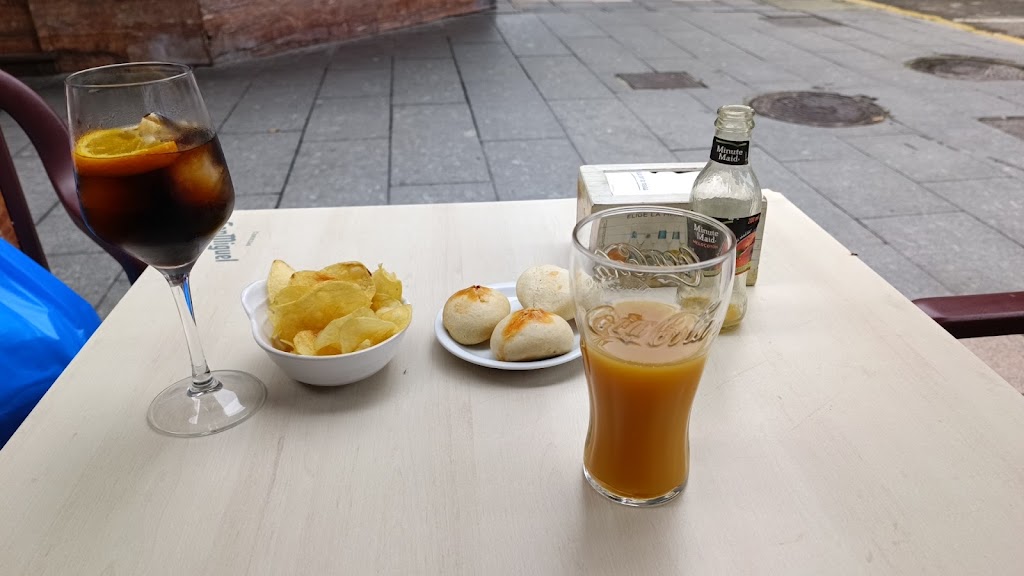 Cafe Carolina — Comida y bebida