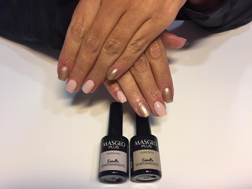 MARIANA ARANDA MAKE UP & NAILS — Manicura