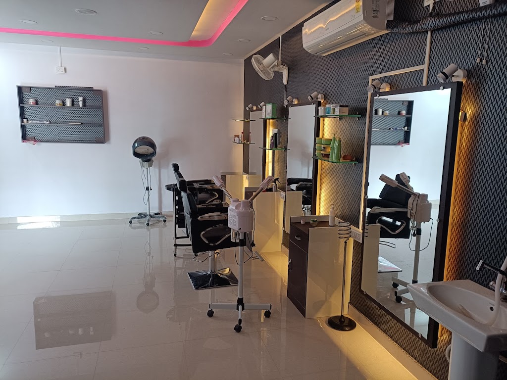 Nisha Gupta Makeover Salon