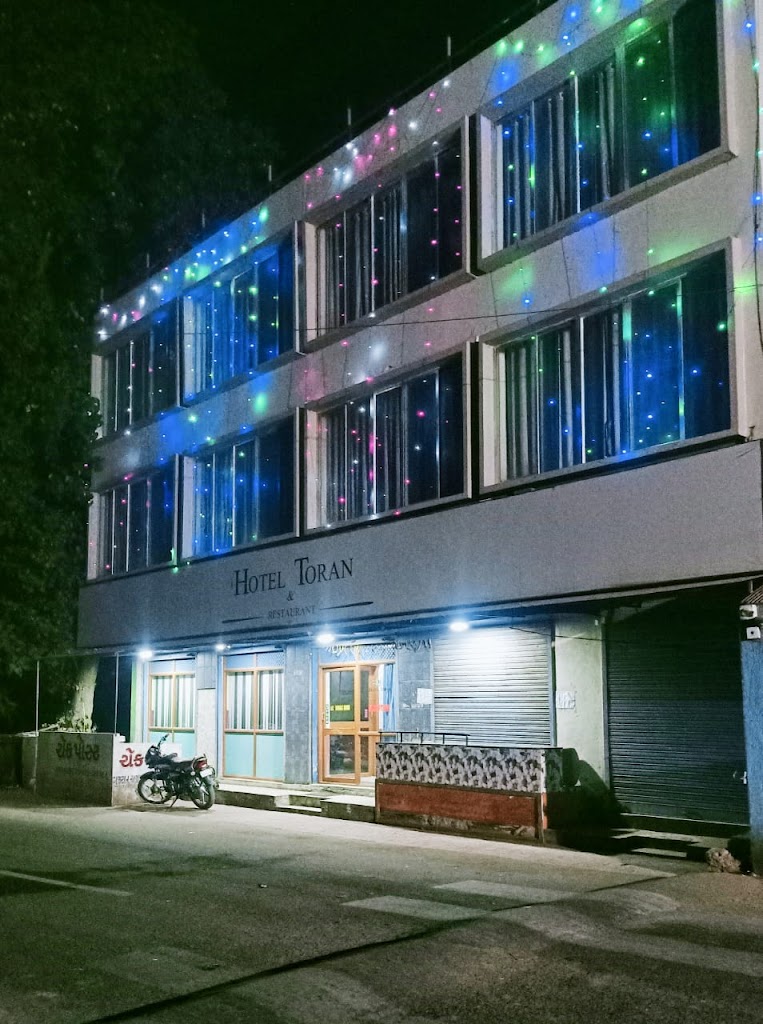Hotel Toran Guest House