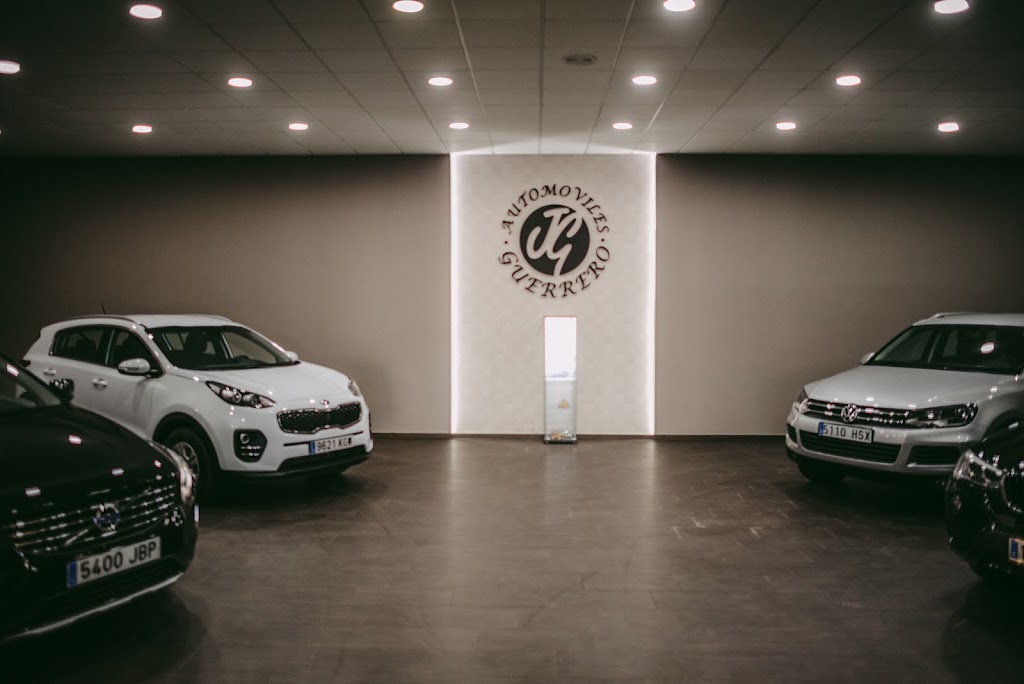 Autos Guerrero Casaus S.L. — Interior