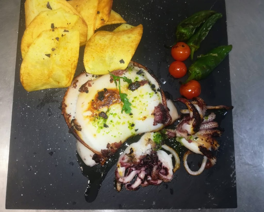 Lluna de Valencia Restaurant — Comida y bebida