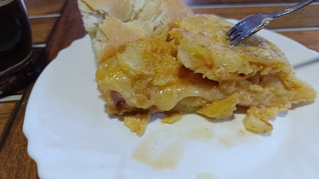 Bar Insel — Comida y bebida