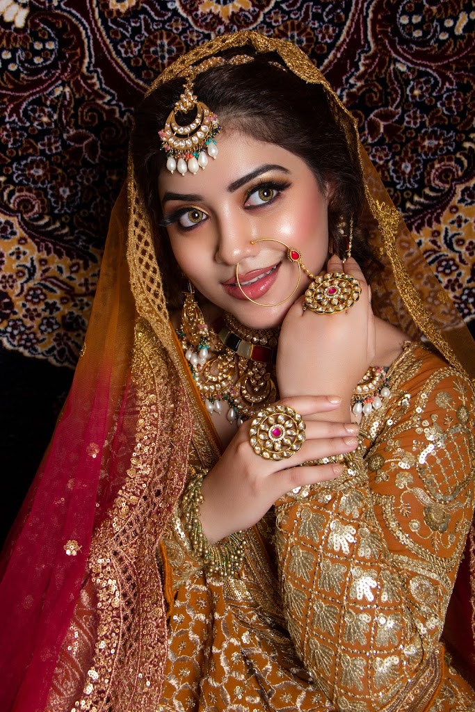 Makeover Plus Makeup Beauty Salon Delhi Based