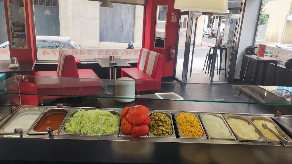 Kebab Akram de Larache Motril — Comida y bebida