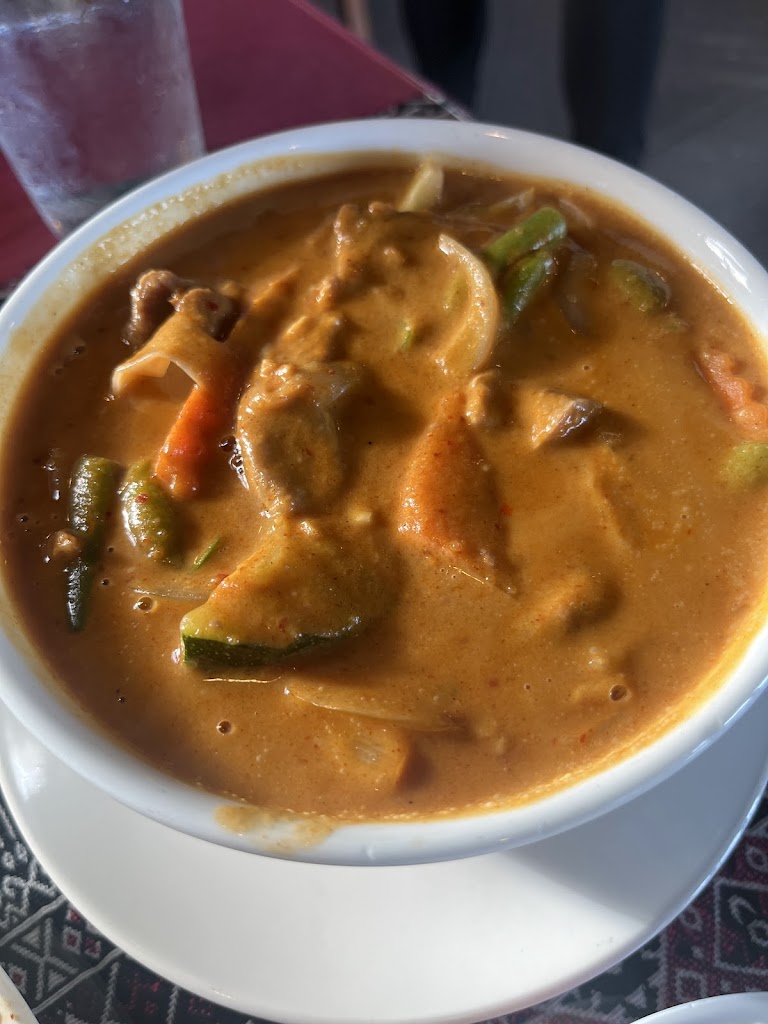 New Chiang Mai Thai Cuisine