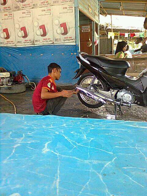 Bengkel & Doorsmeer Paya Kareung
