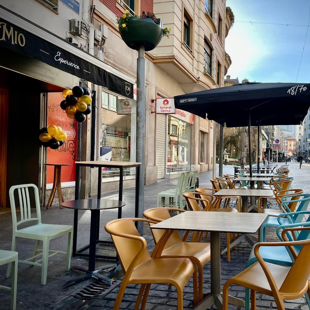 Cachito Mio Experience — Ambiente