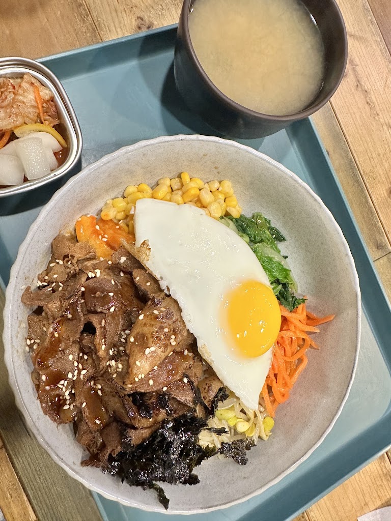 比比拌韓式拌飯& Jack’s Creation 韓式部隊鍋 豆腐鍋 肉桂捲 松山美食 法式甜點 會議餐盒 可外送 的照片