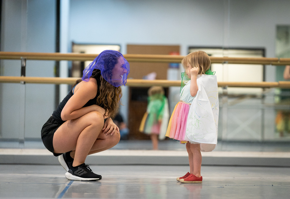  Leighton Dance Project