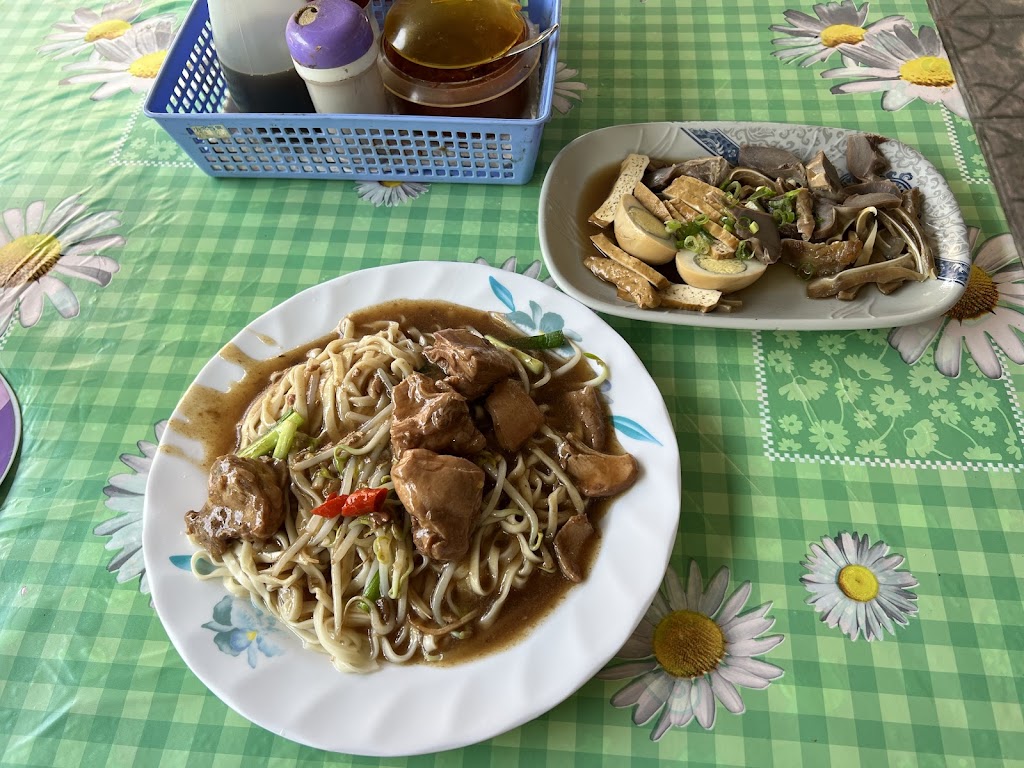 法院辣雞麵 的照片