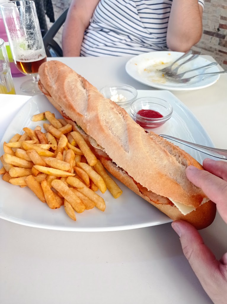 Bar Cafeteria Dragon