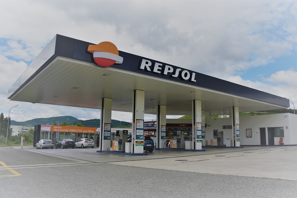 Repsol / E.S. Elomendi Areta - Huarte — Surtidor de combustible