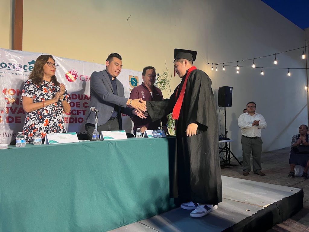 Centro Educativo El Plantel — Estudiante