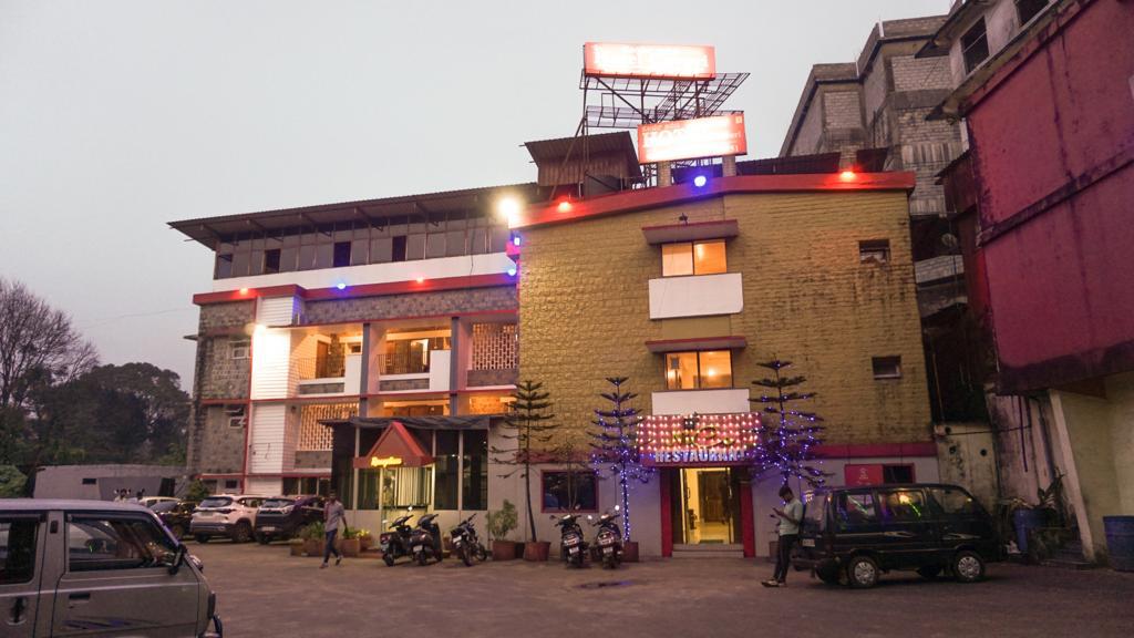 Hotel Caveri