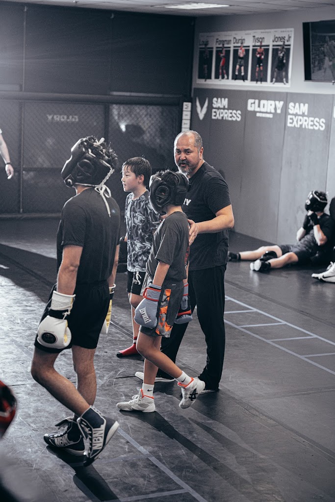  GLORY BOXING CLUB