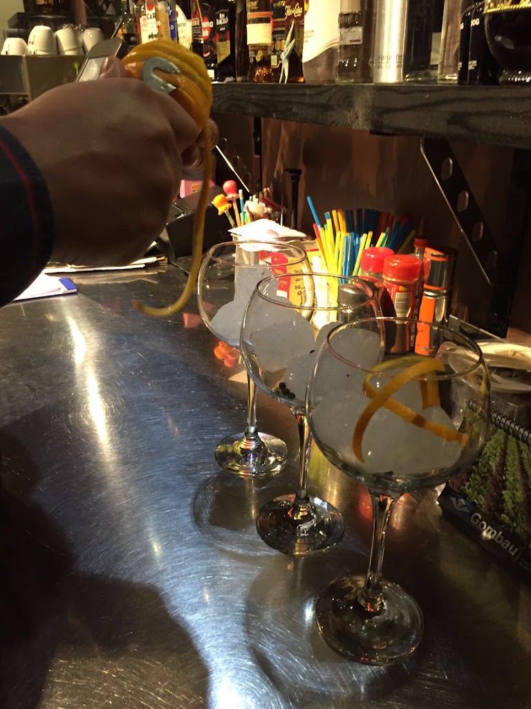Tabu Bar Cafeteria Cocteleria gin tonic — Del propietario