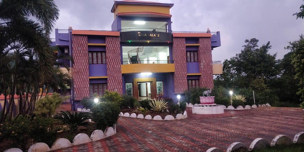 Raja Palace