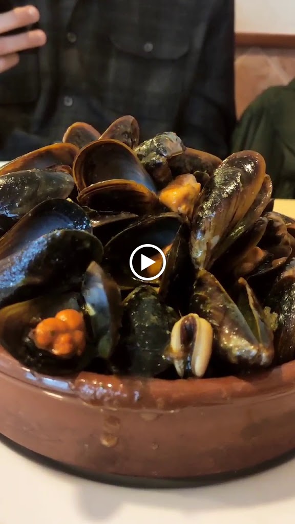 Restaurant Can Bertu — Videos