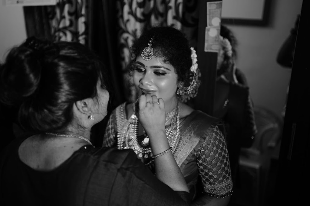 Glamour Daze Beauty Spa Bridal Make Up Studio