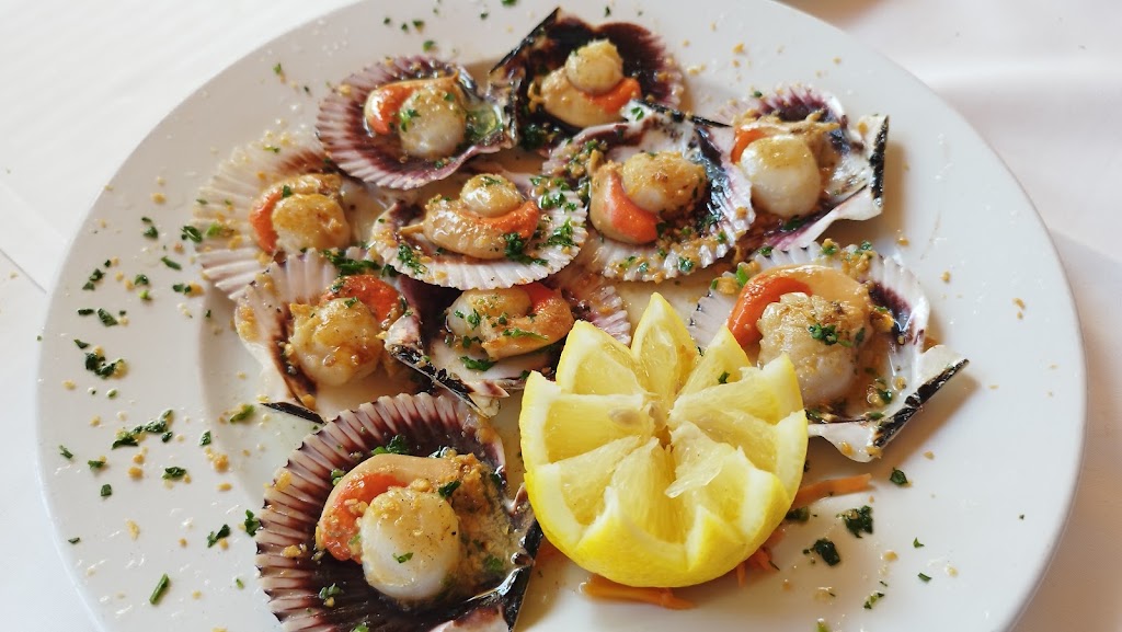 Asador Cannon — Comida y bebida