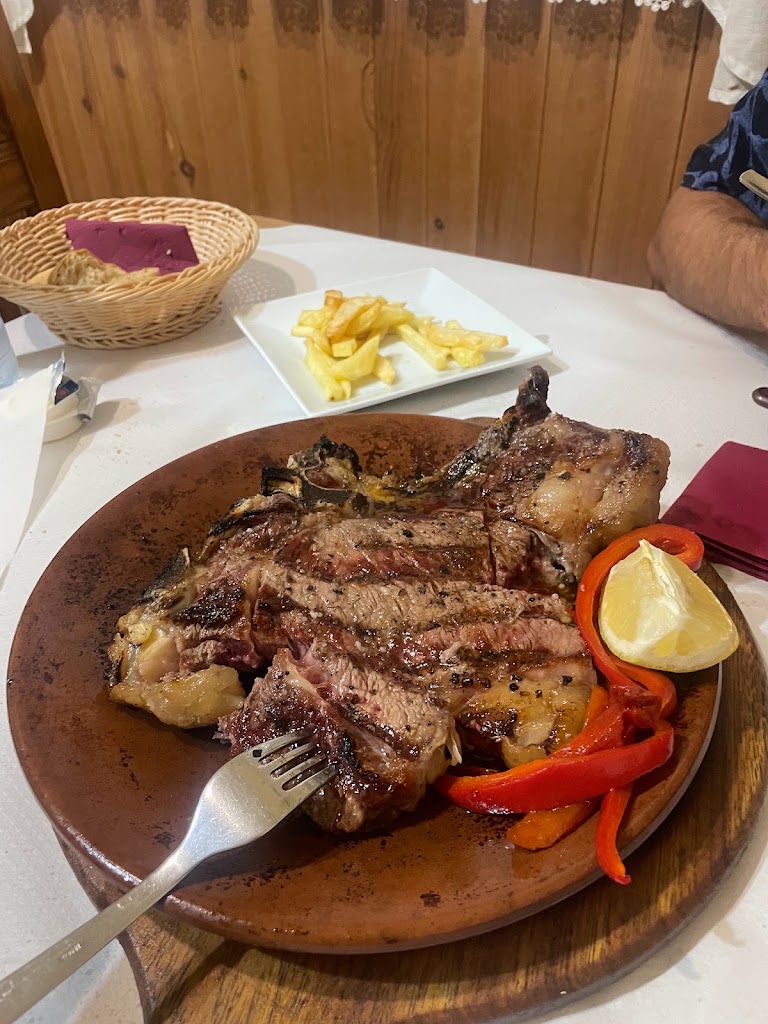 Restaurante La Sardinera II — Churrasco