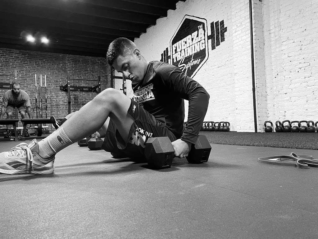  FUERZA TRAINING SYSTEMS