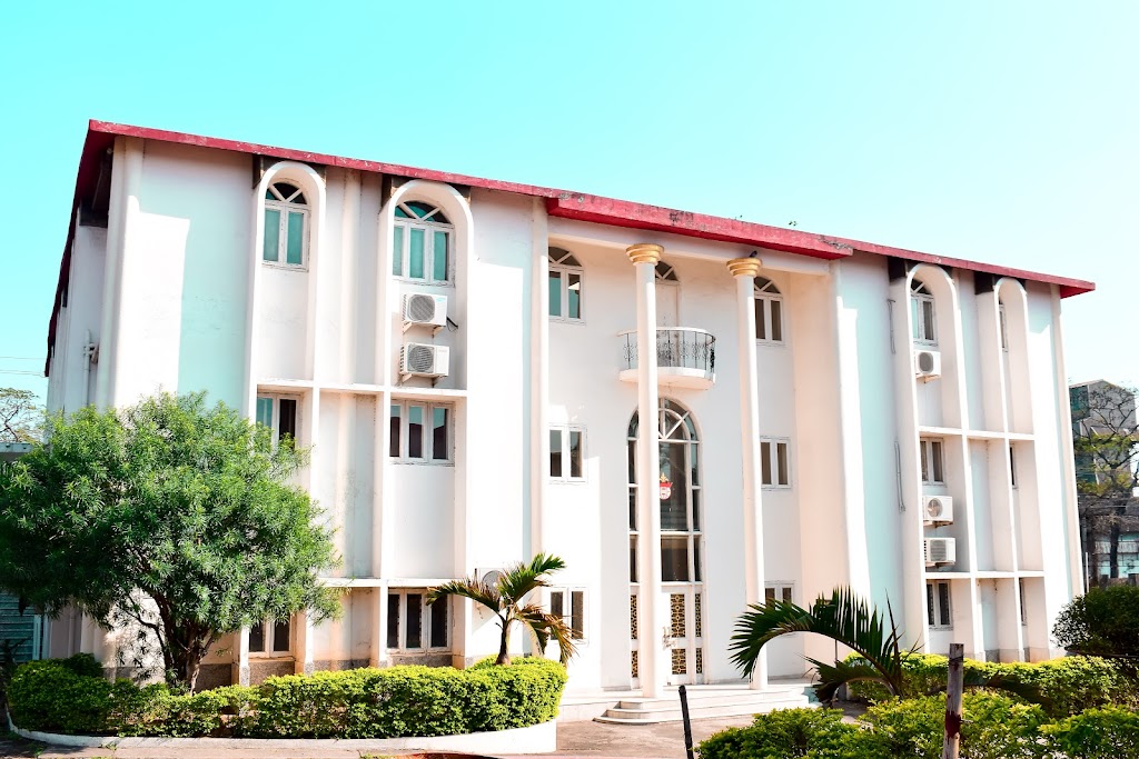 Hotel Royal Maithan International
