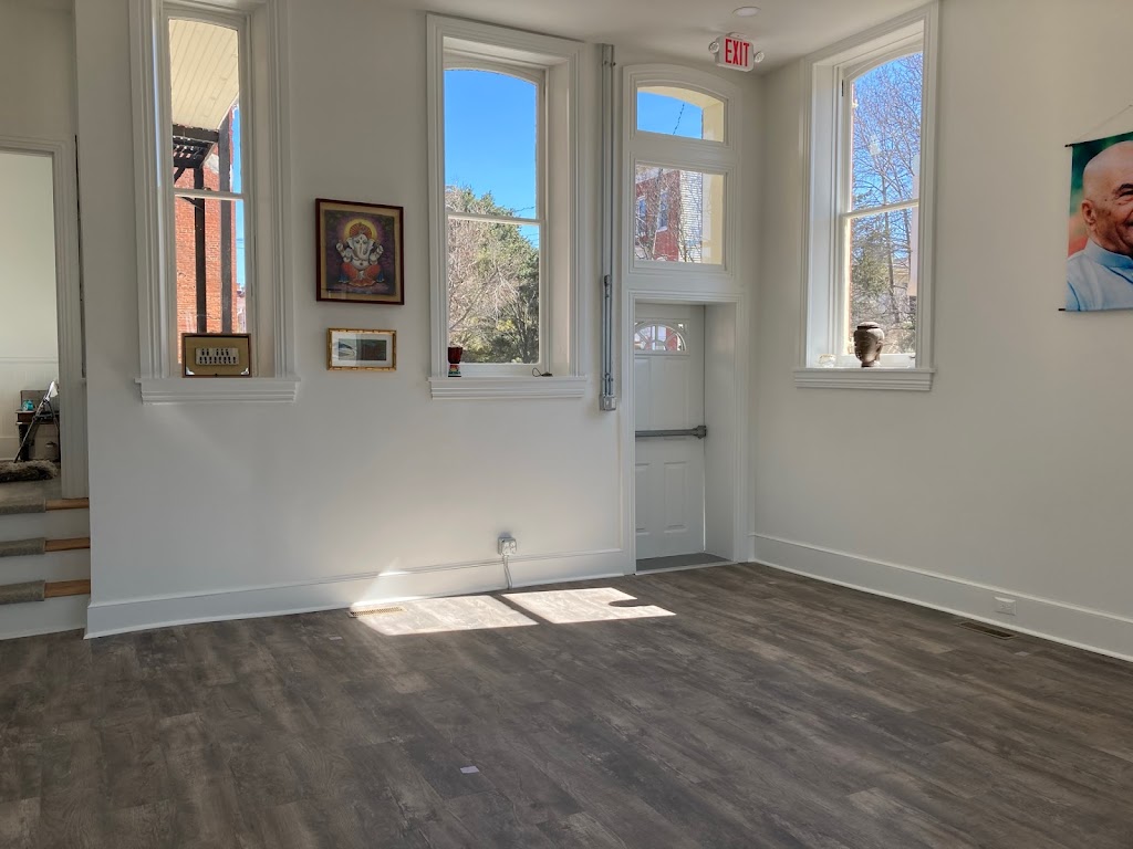  Sattva Center for Meditation & Yoga