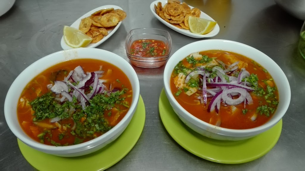 Bar" Can Luque" — Comida y bebida