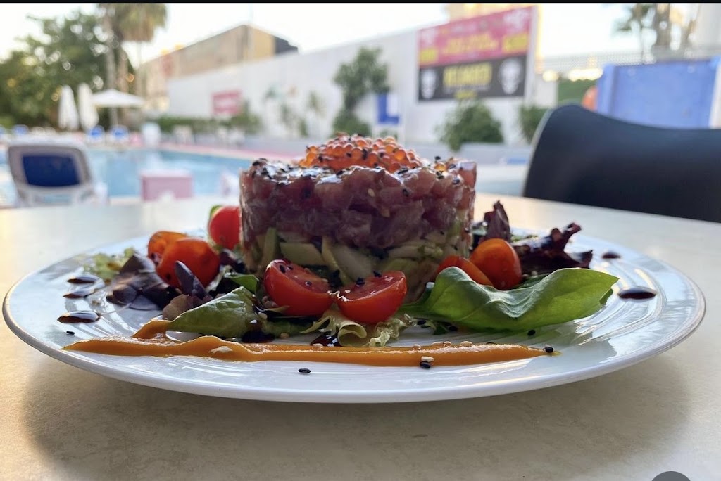 Angelo's & Martin's — Comida y bebida
