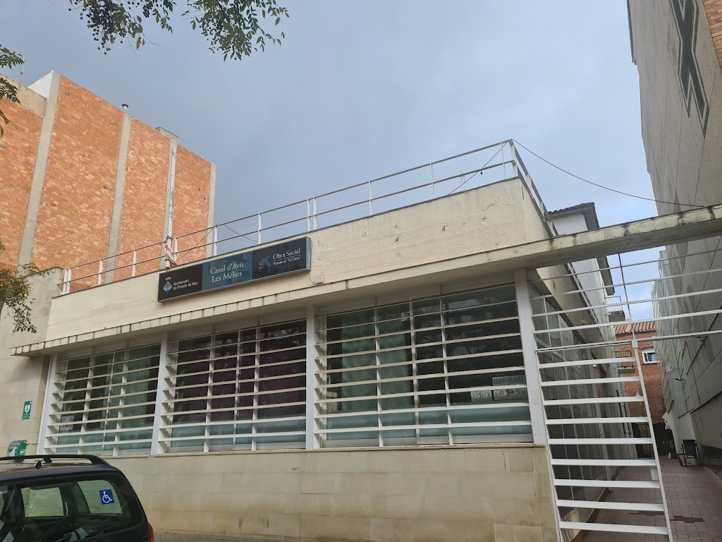 Ajuntament de Pineda de Mar Casal Avis — Exterior