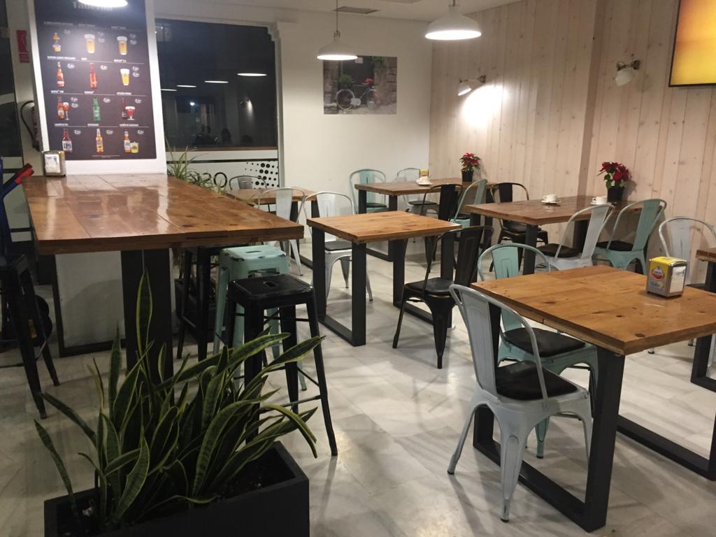Oskarbi Kafetegia — Ambiente