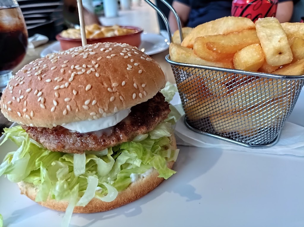 HavannaH Cafeteria & Taperia — Comida y bebida
