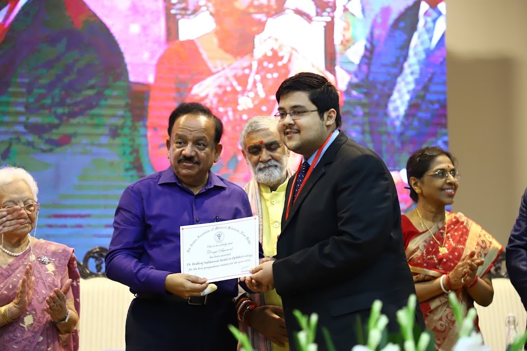 Vikalp Eye And Retina Centre Advanced Retina And Comprehensive Eye Care By Aiims Alumni