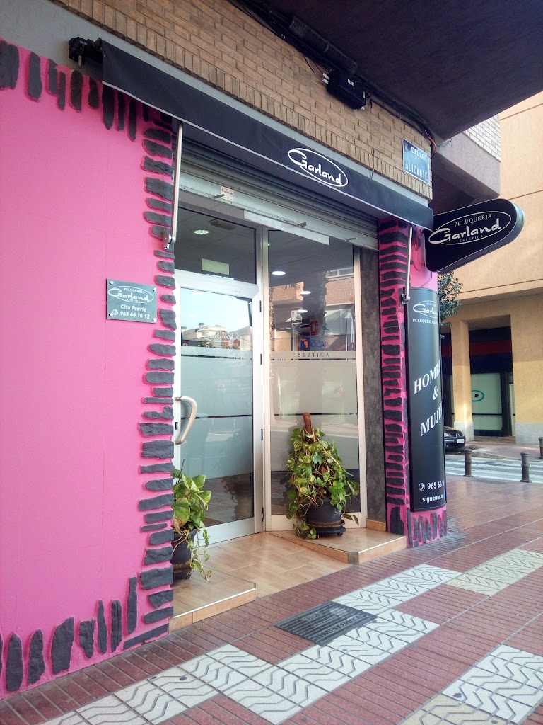 PELUQUERIA Y ESTETICA GARLAND — Exterior