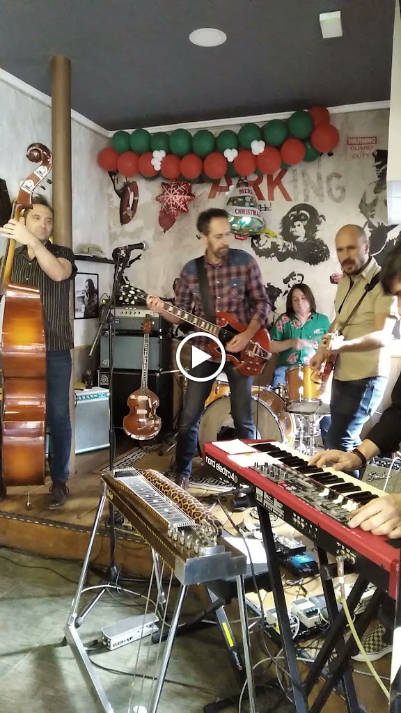 Bar La Rayuela — Videos