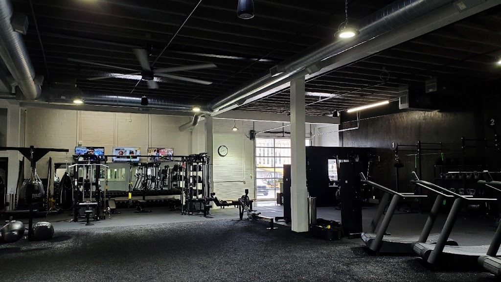  J Mouton Fitness - Exercise and Nutrition Specialist