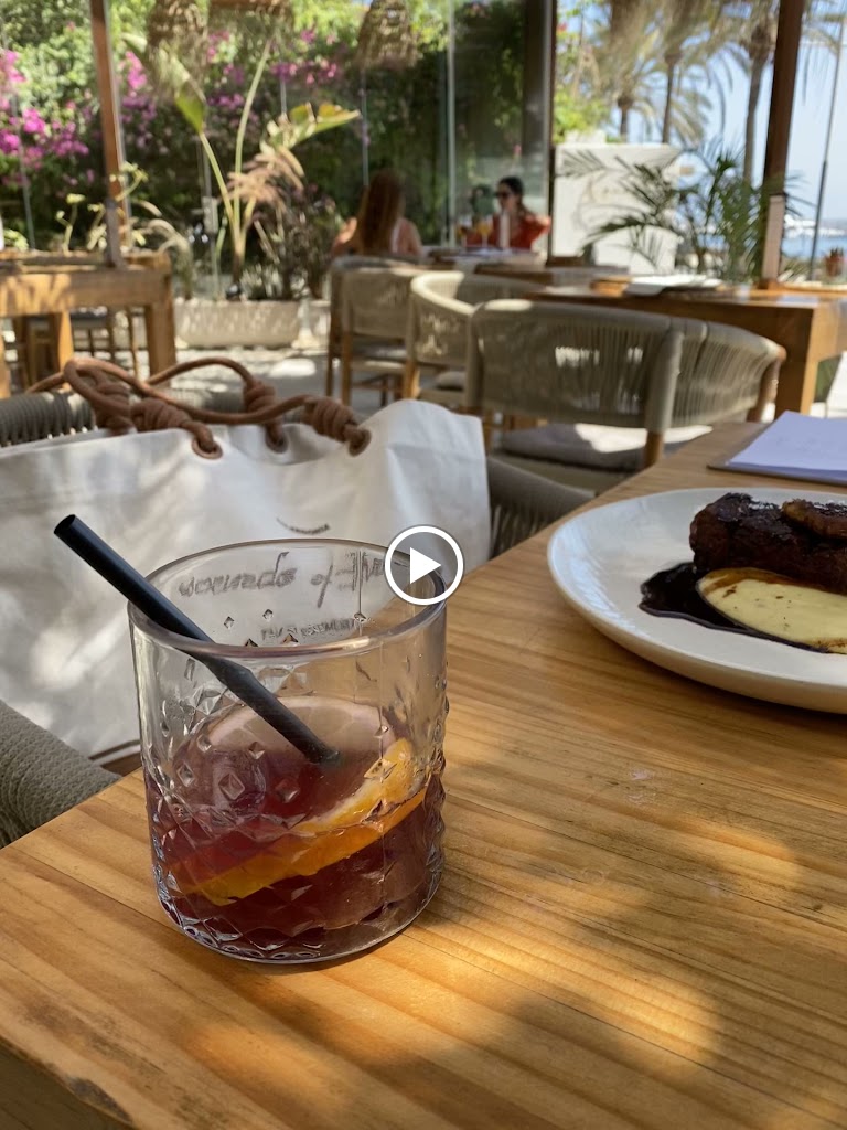 Kanaloa Marbella | Restaurante en Marbella — Ambiente