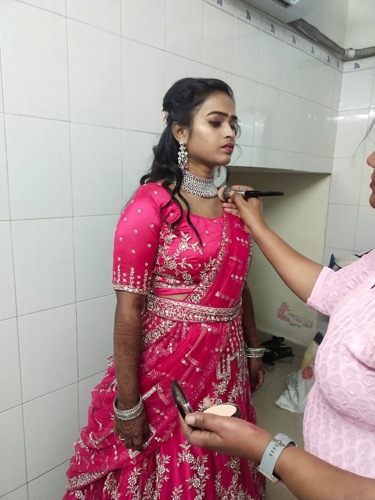 Fresh Feel Beauty Parlour Bridal Makeup Hair Coloring Pallikaranai
